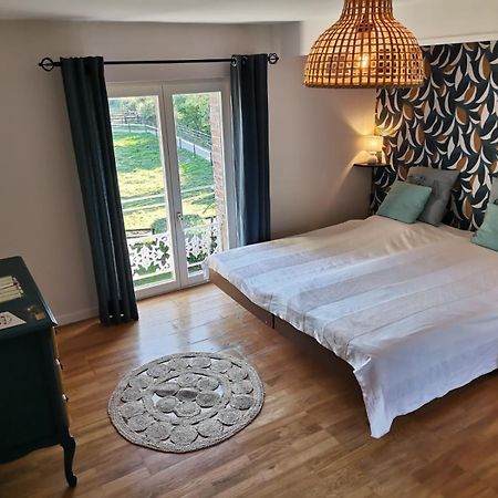 Bed and Breakfast Manoir Du Taillis Heugon Екстер'єр фото