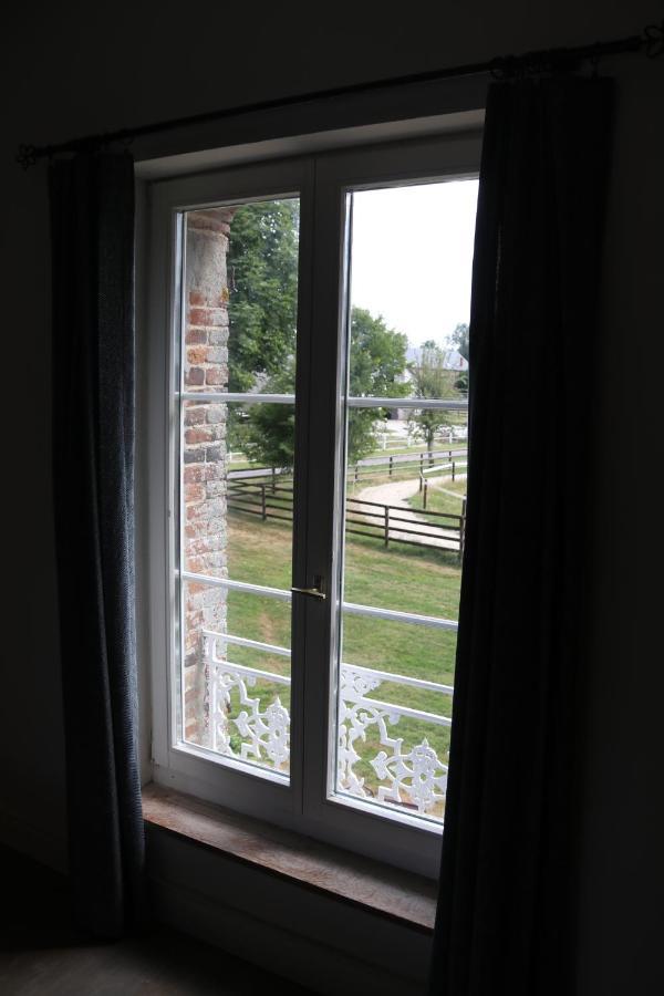 Bed and Breakfast Manoir Du Taillis Heugon Екстер'єр фото